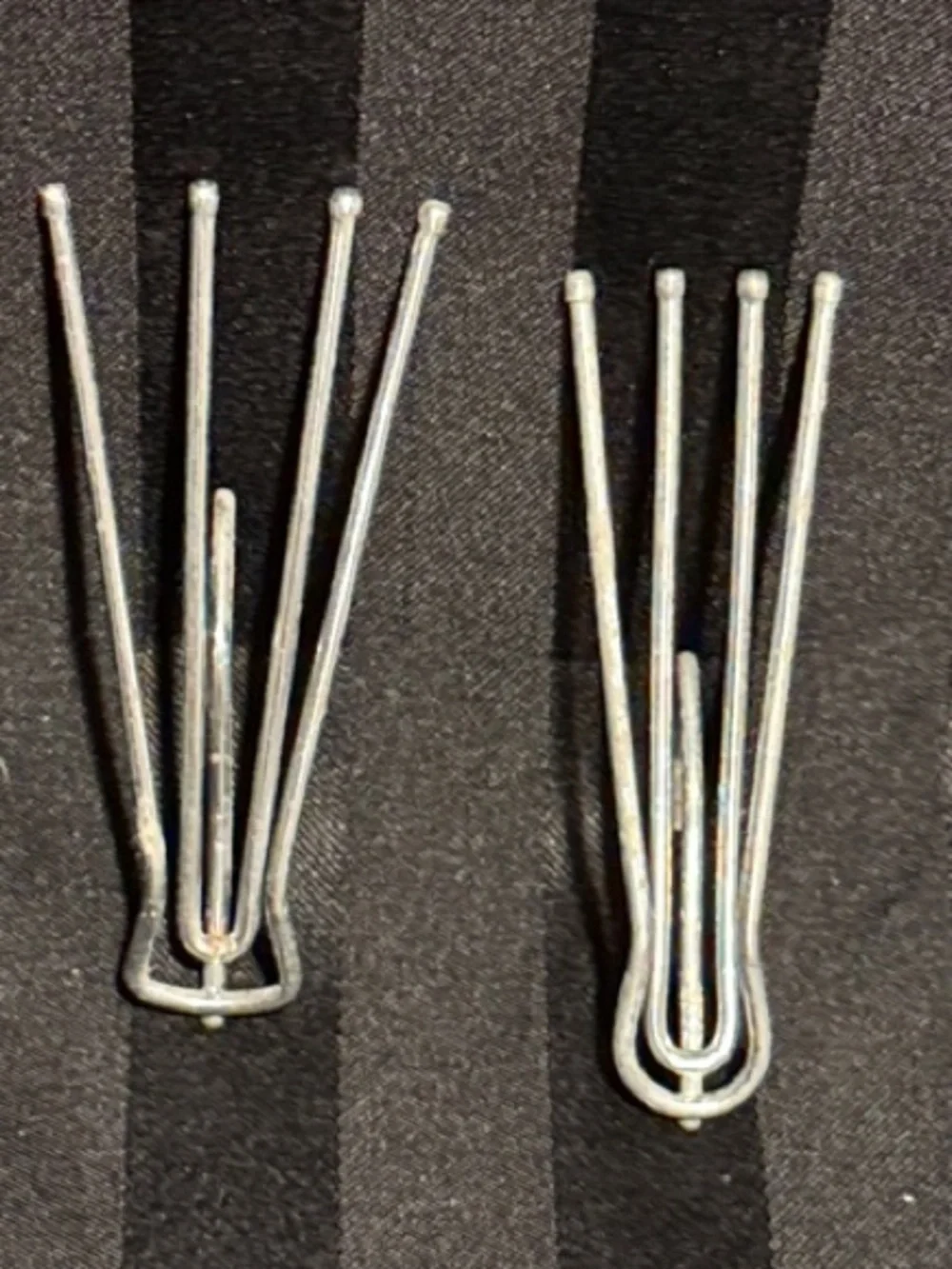 Lot of Vintage-Metal Drapery Hooks #44